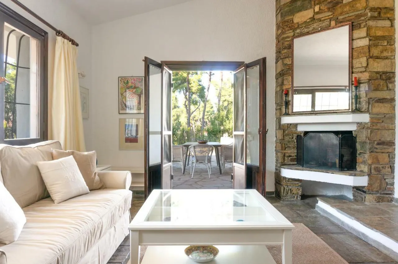 Villa Aurora In Sani With Garden And Pool